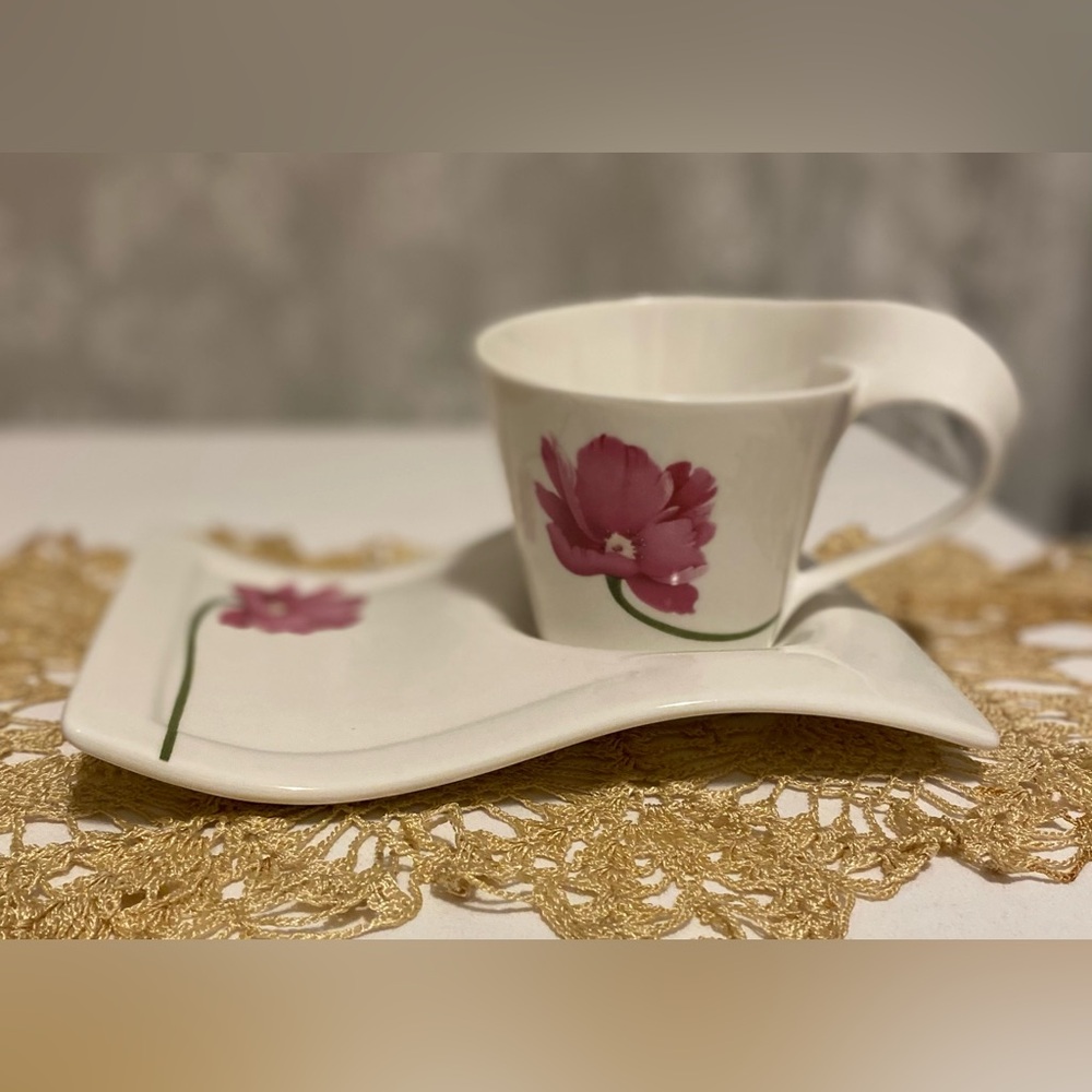 NOS Vintage Royal Elfreda Fine Porcelain Teacup & Snack Tray Set - Original Box
